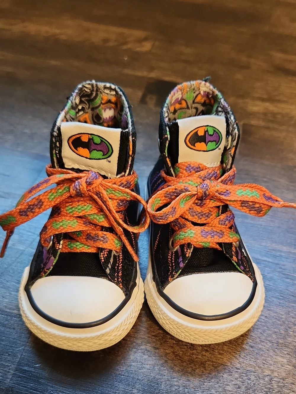 Converse Infants High-Tops Batman And Joker DC Comics